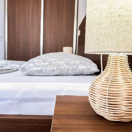 Apartment The Melting Horizon