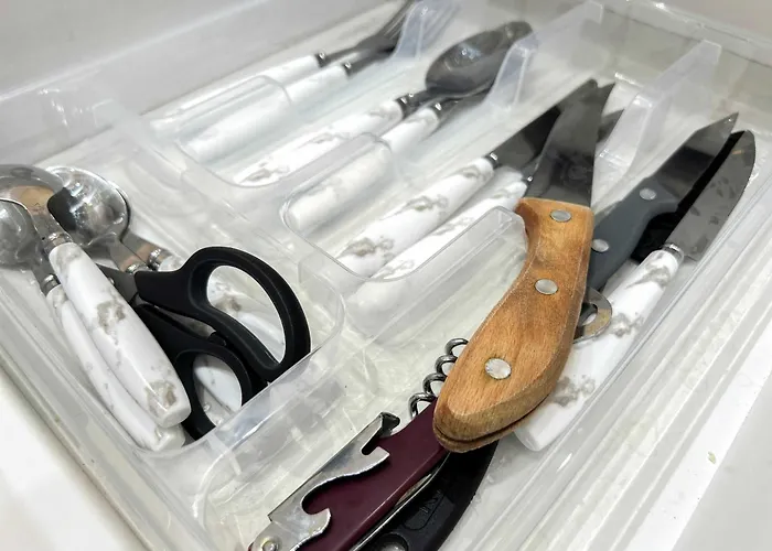 The Melting Horizon Golem (Tirana)