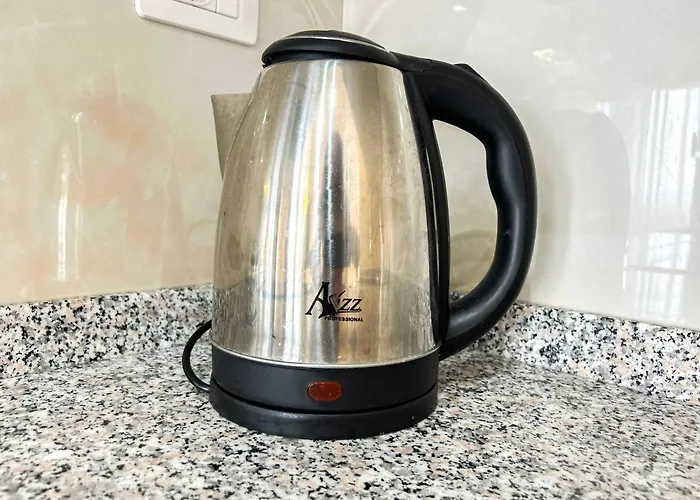 The Melting Horizon Golem (Tirana)