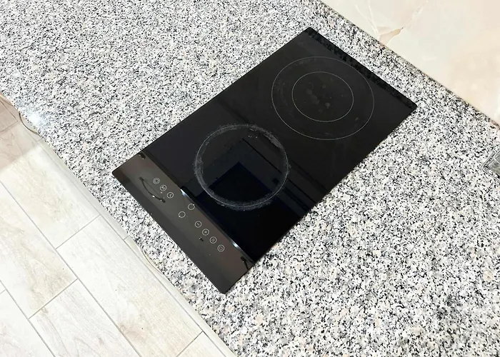 The Melting Horizon * Golem (Tirana)